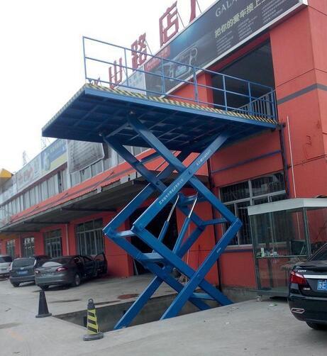 东方济南升降机