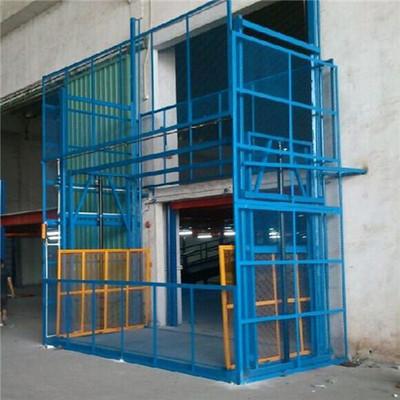 东方仓库货梯